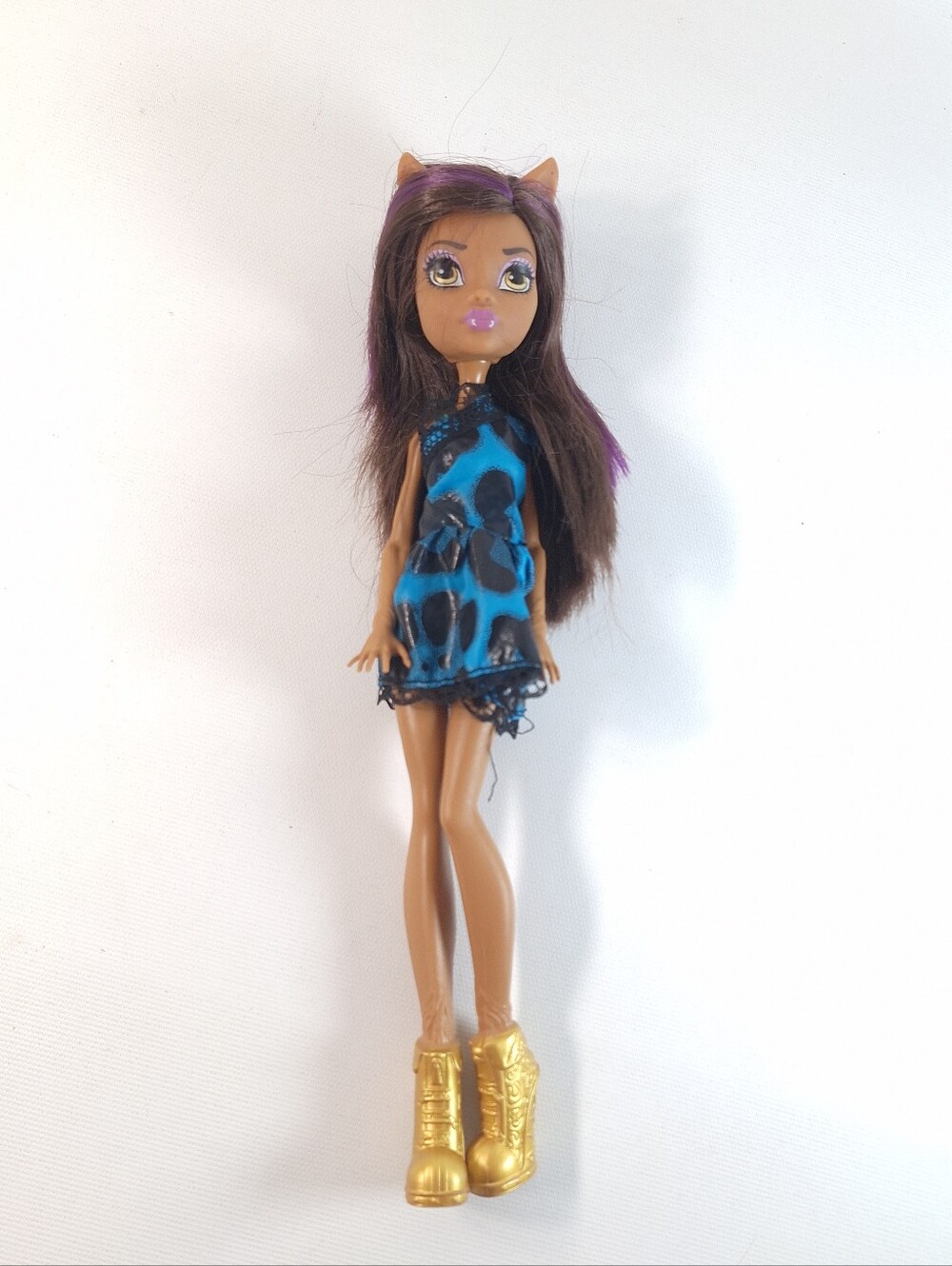 Monster High Clawdeen Wolf G2 FCJ90 Doll + G1 Scaris Frights Dress Shoes